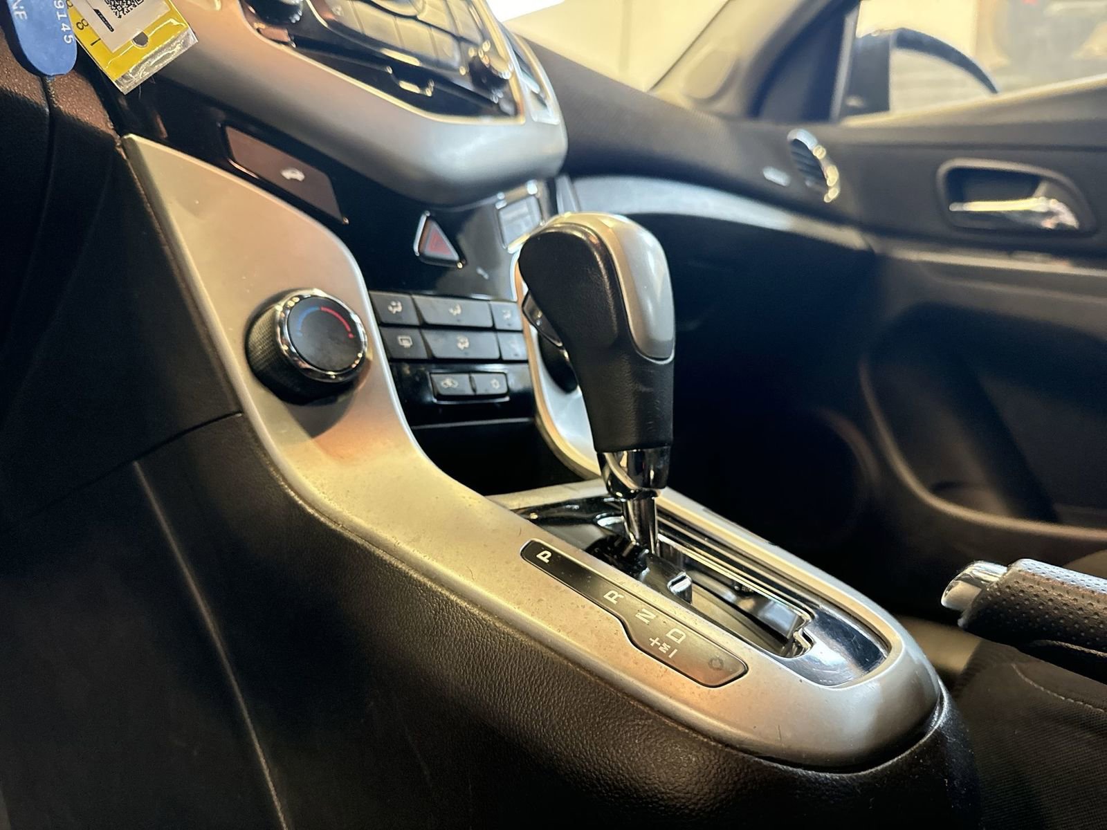 Used 2015 Chevrolet Cruze LT image 15