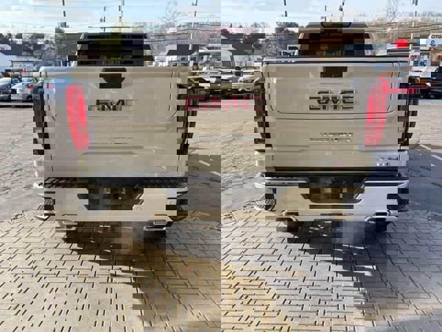 New 2026 GMC Sierra 1500 AT4 w/ Technology Package image 10