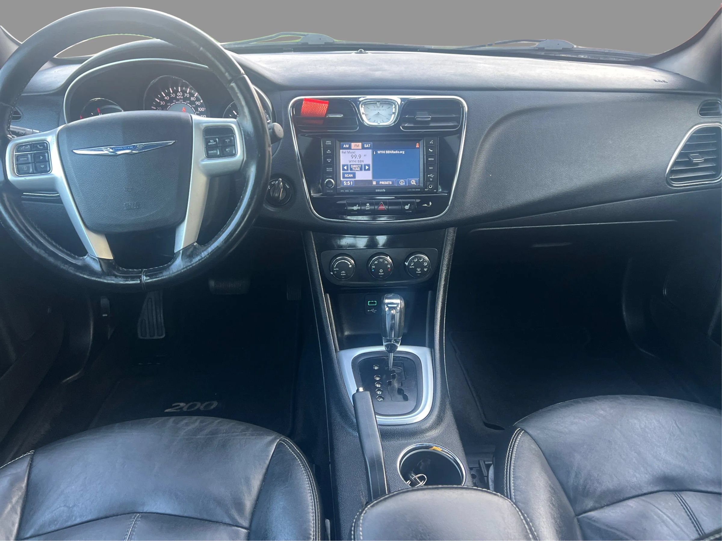 Used 2011 Chrysler 200 Limited FWD image 16