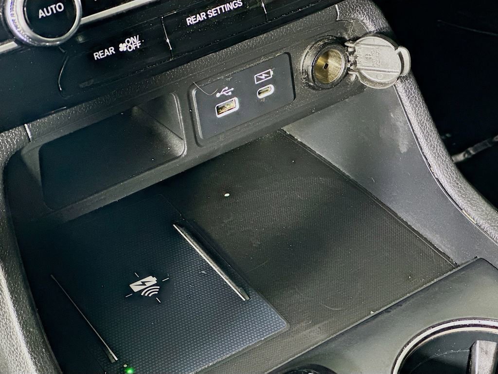 Used 2023 Honda Pilot Elite image 33