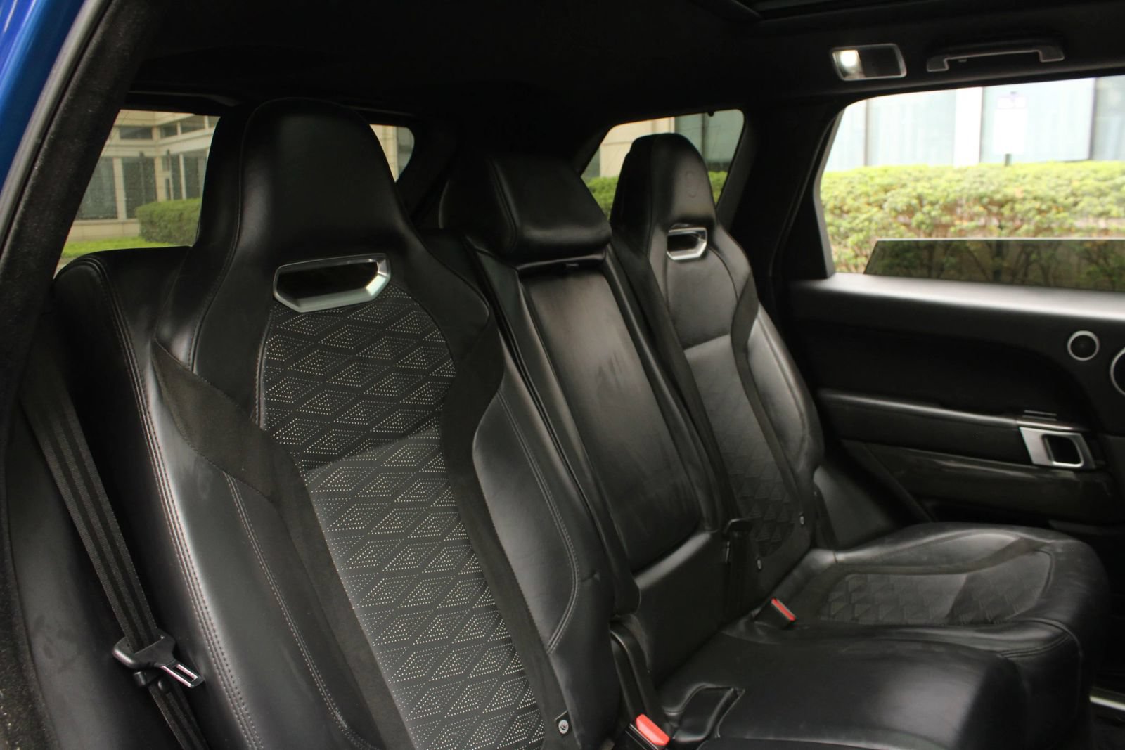 Used 2019 Land Rover Range Rover Sport SVR AWD/4WD image 23