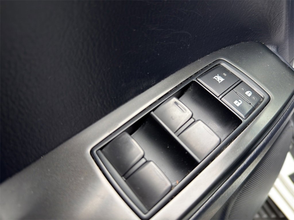 Used 2023 Lexus GX 460 Premium w/ Accessory Package image 10