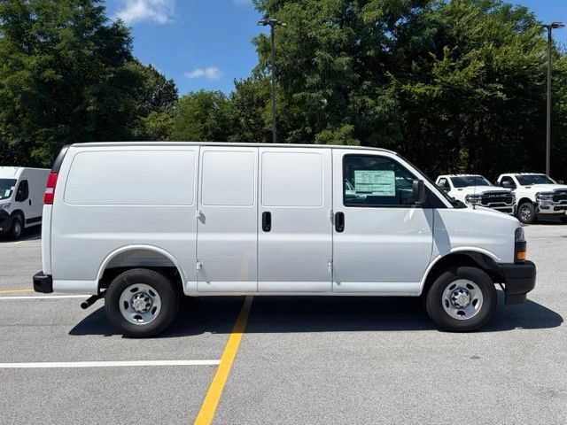 New 2026 Chevrolet Express 3500 w/ Driver Convenience Package RWD image 9