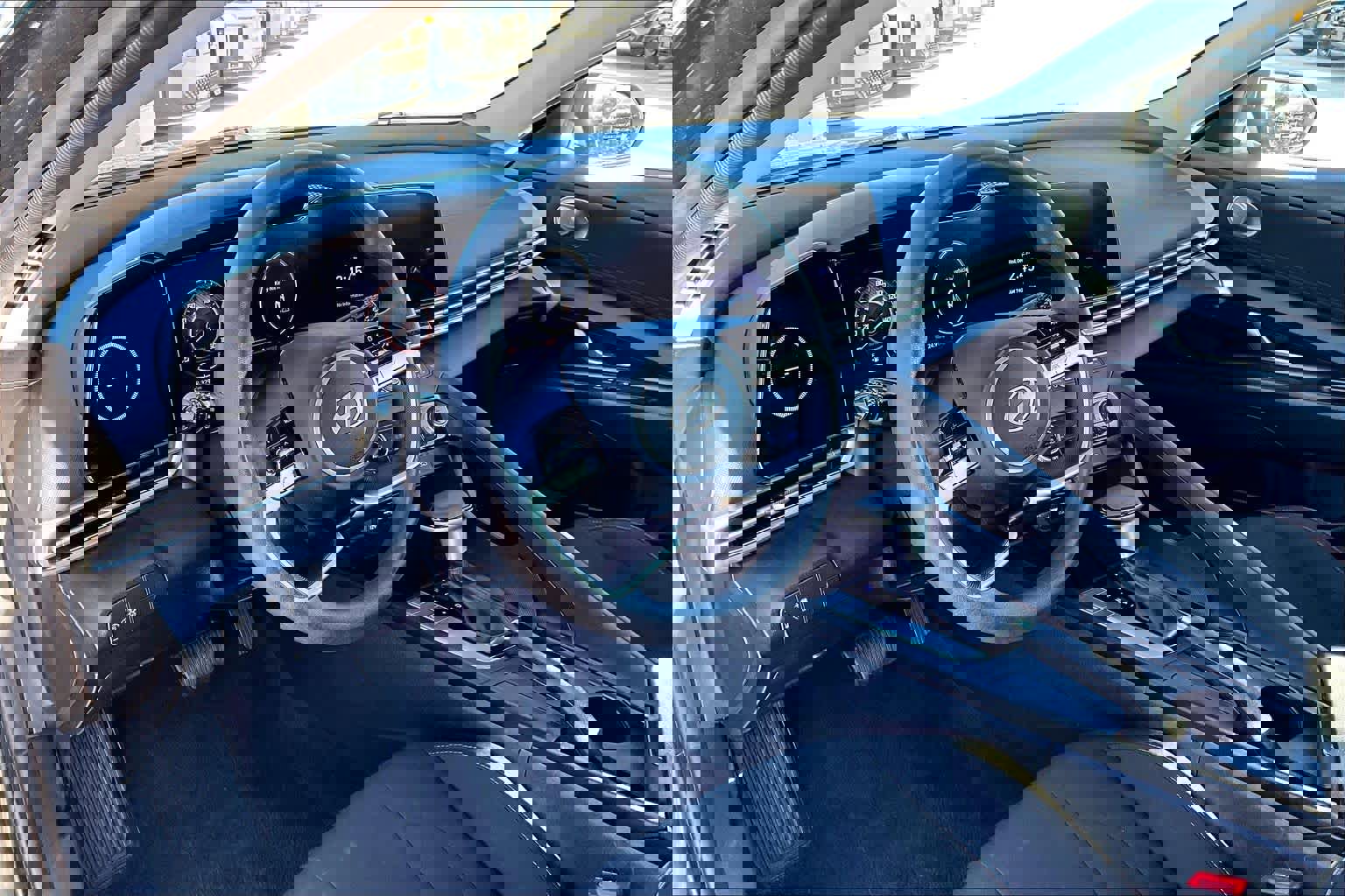 Used 2024 Hyundai Elantra SEL image 15