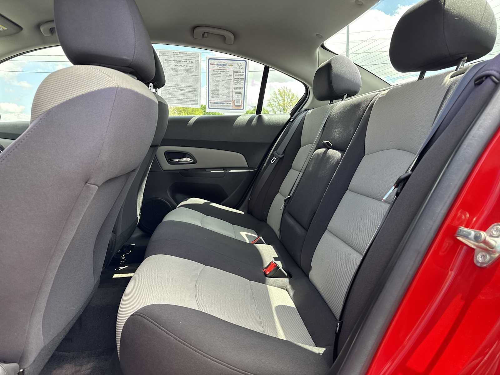 Used 2014 Chevrolet Cruze LS FWD image 21