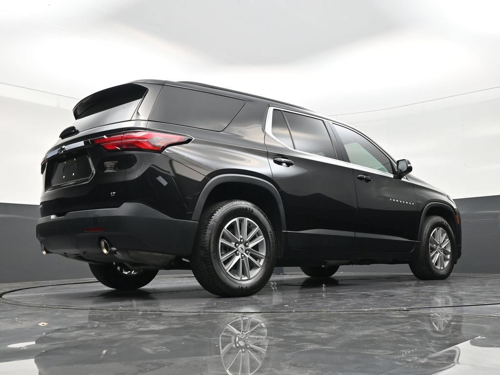 Used 2024 Chevrolet Traverse LT FWD image 21