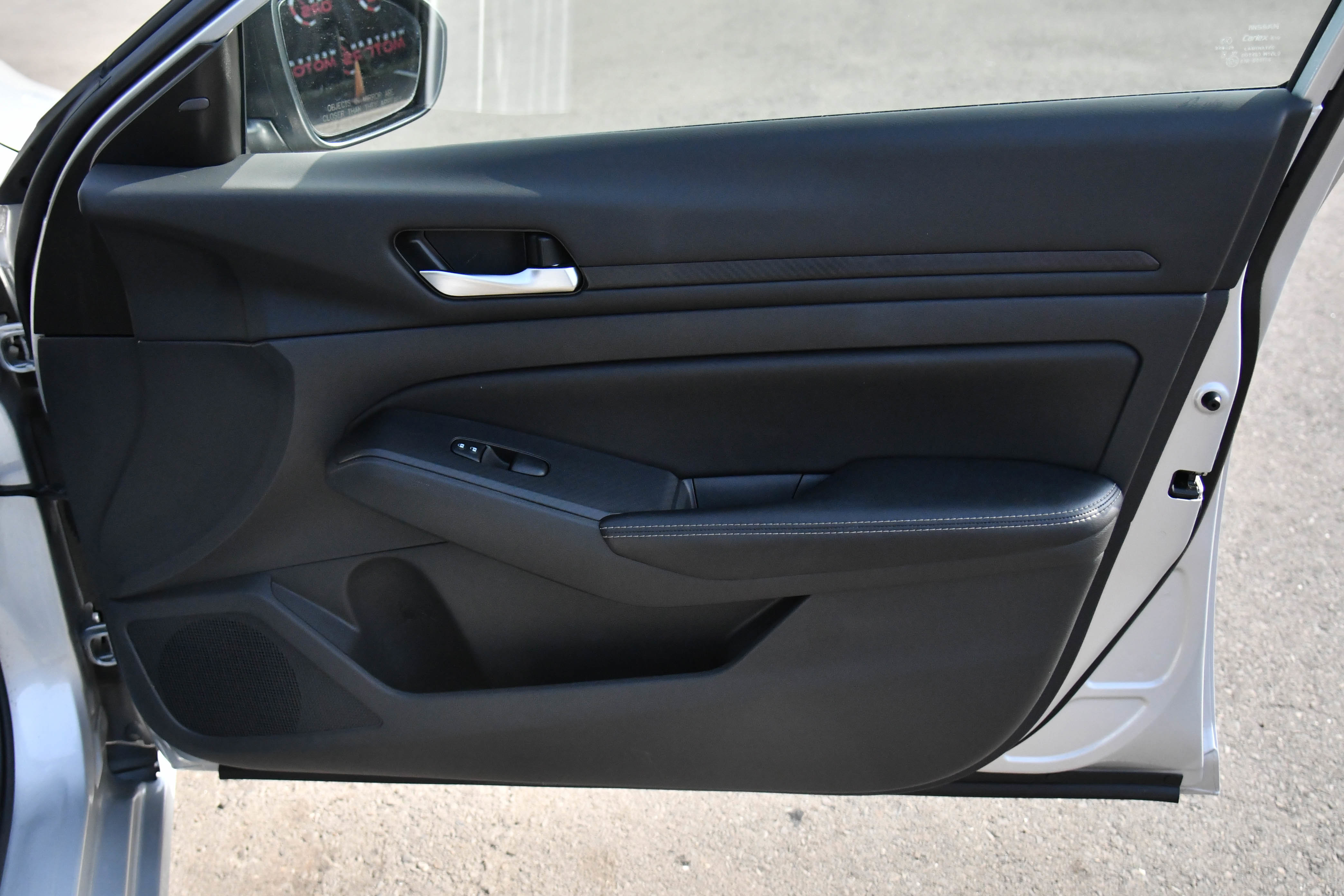 Used 2024 Nissan Altima 2.5 SV image 38