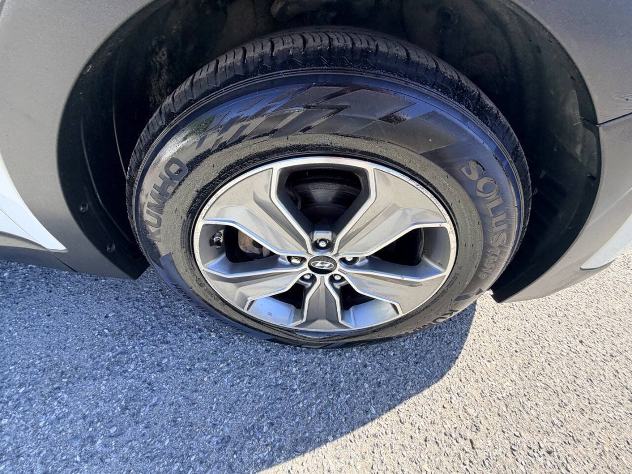 Used 2013 Hyundai Santa Fe GLS AWD/4WD image 50