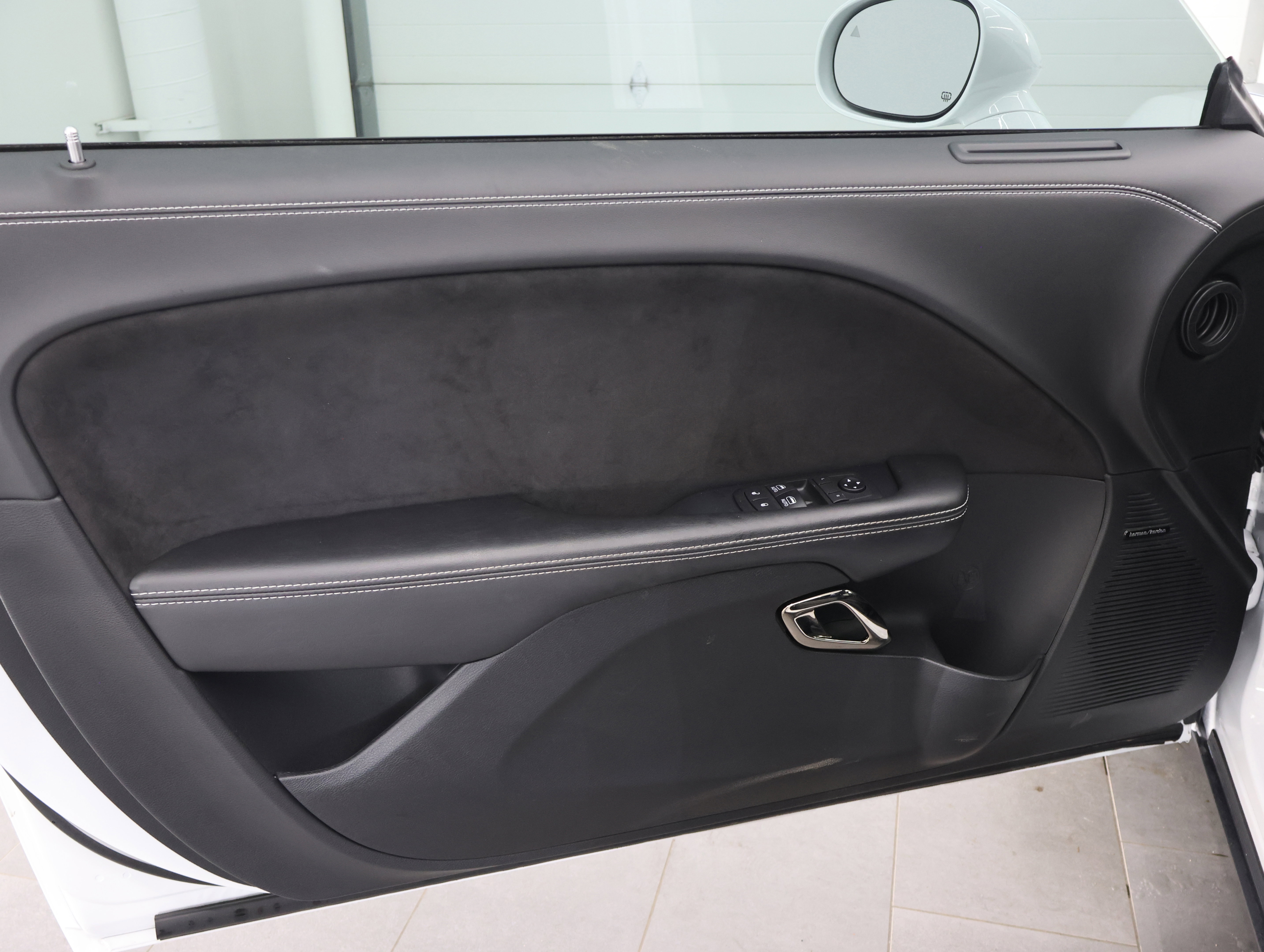 Used 2020 Dodge Challenger SRT Hellcat RWD image 38