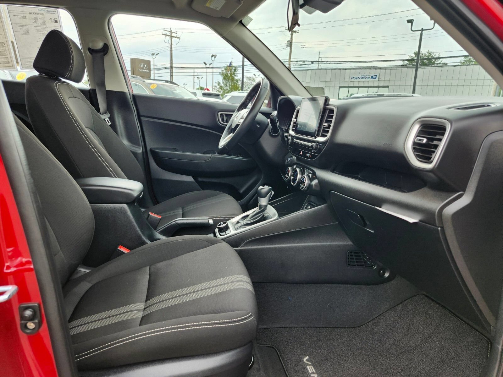 Certified 2026 Hyundai Venue SEL FWD image 11