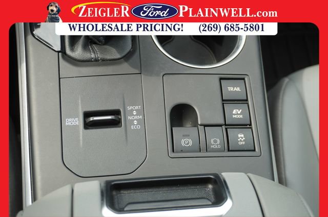 Used 2023 Toyota Highlander XLE image 26