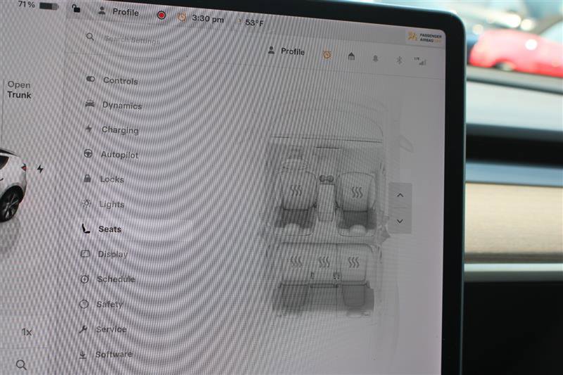 Used 2022 Tesla Model Y Long Range image 19