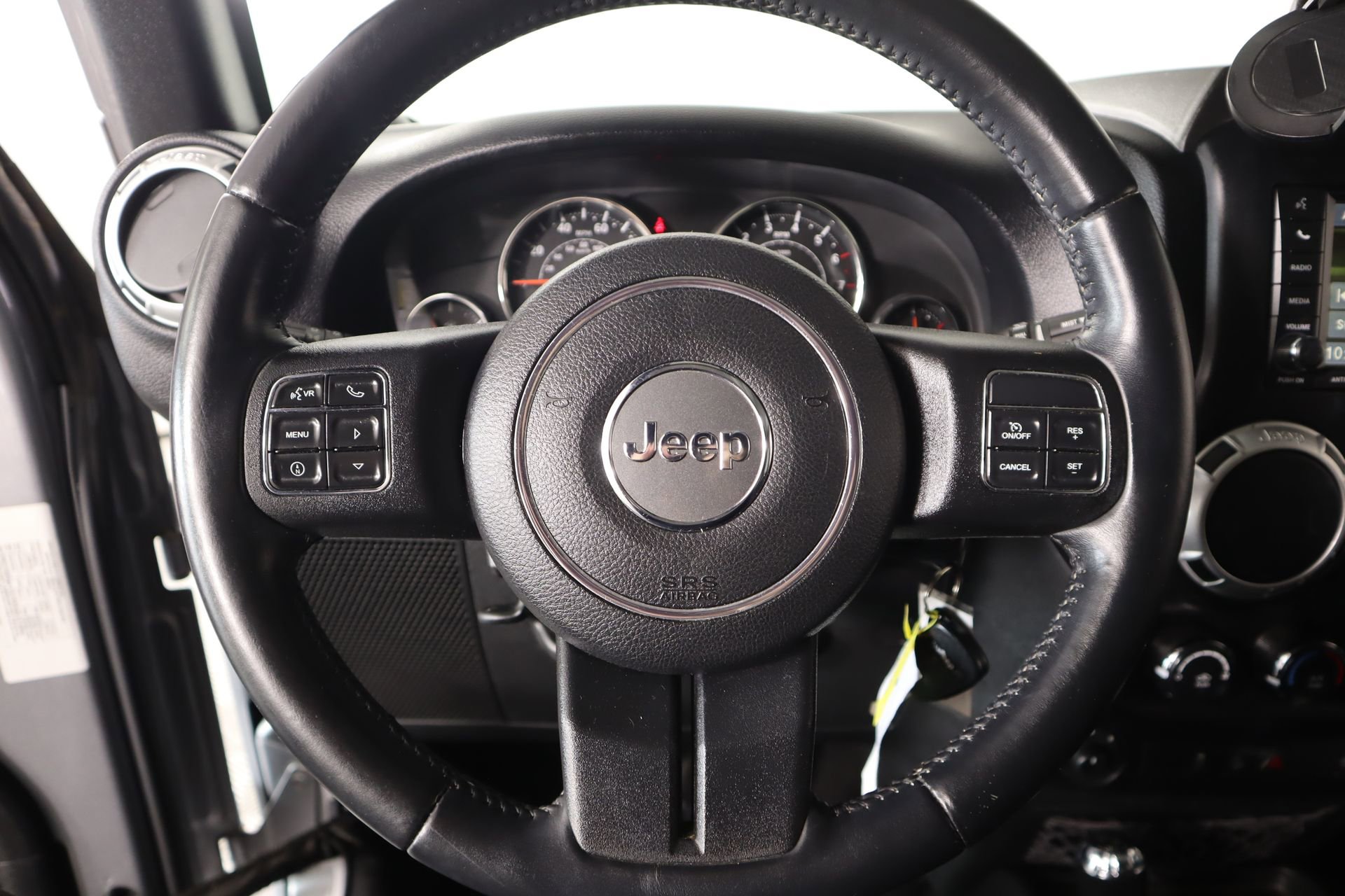 Used 2015 Jeep Wrangler Unlimited Sahara w/ Connectivity Group image 3