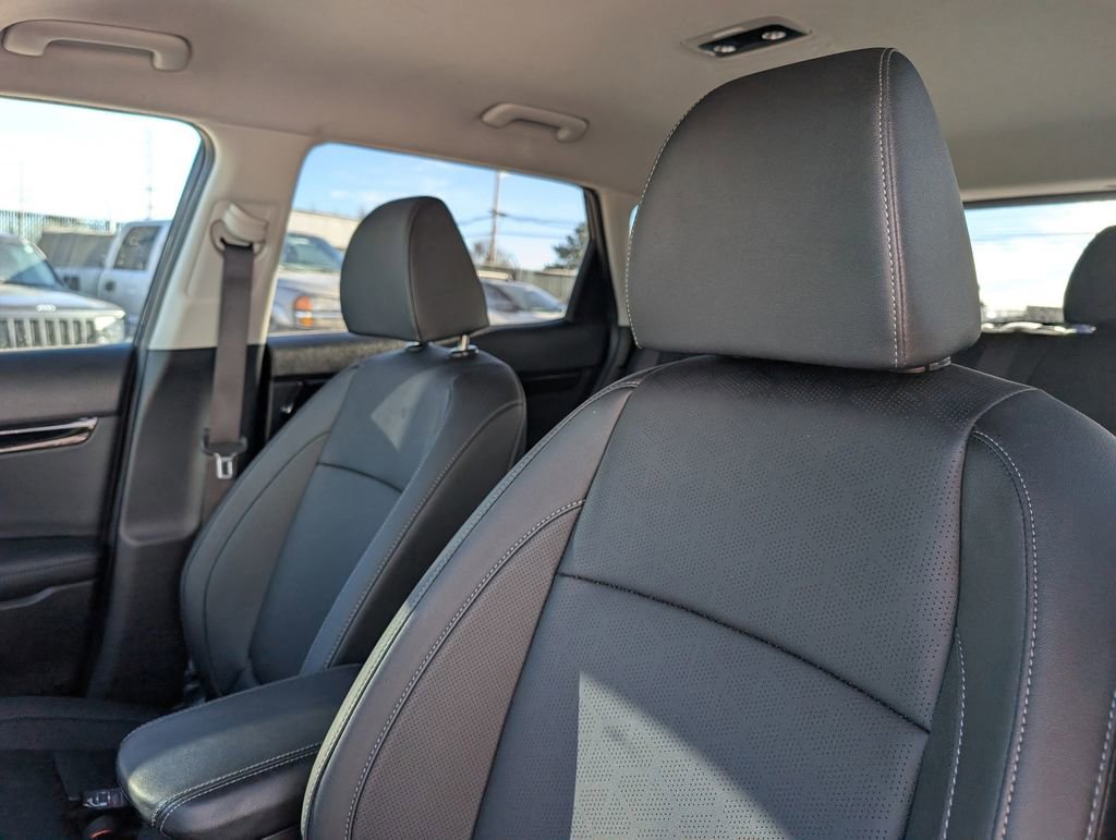 Used 2024 Kia Seltos SX image 12