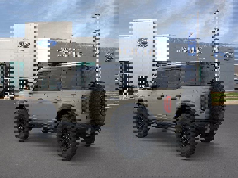 New 2025 Ford Bronco Badlands image 4