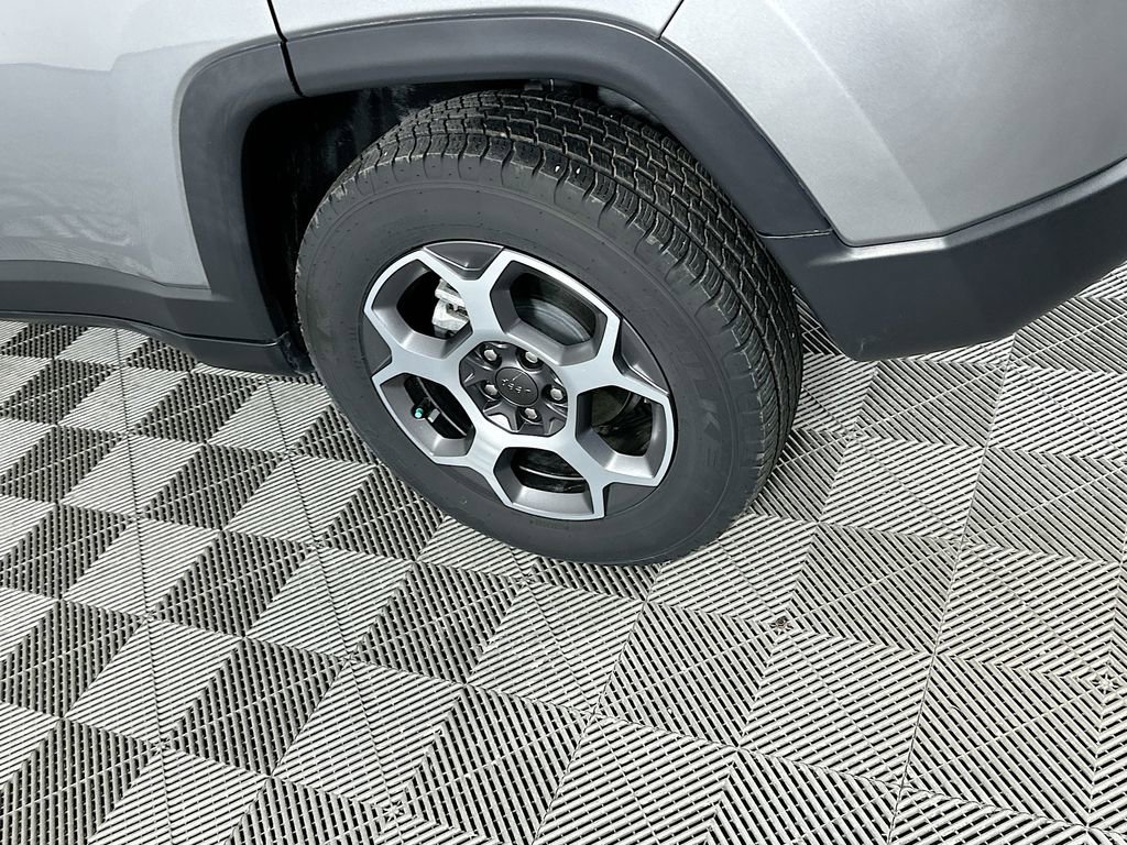 Used 2022 Jeep Compass Trailhawk image 38