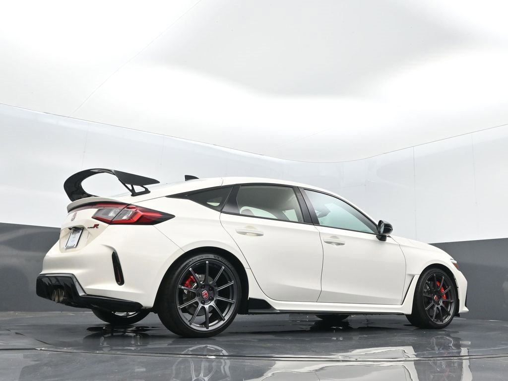 Certified 2024 Honda Civic Type R image 23