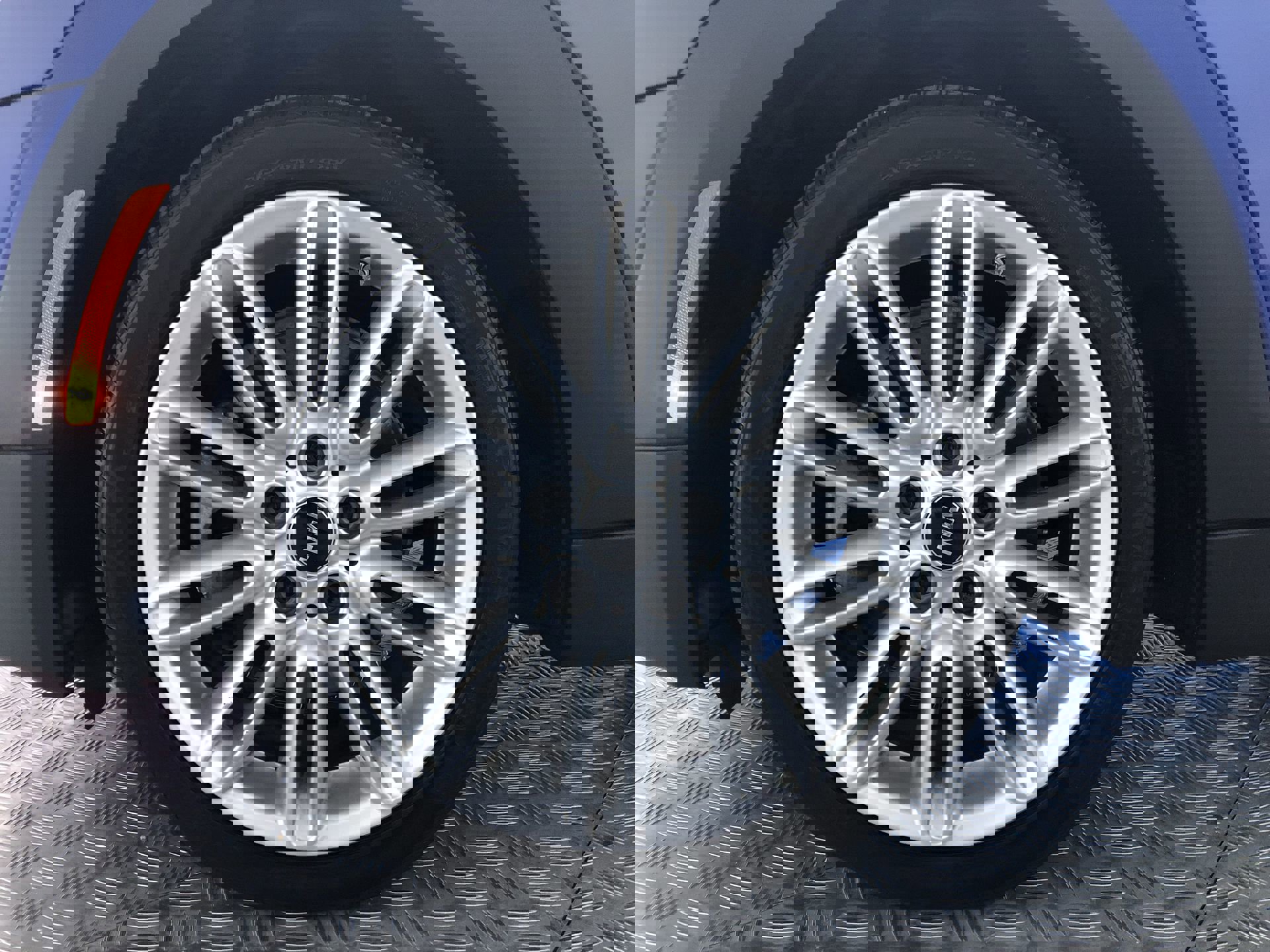 Used 2019 MINI Cooper S image 24