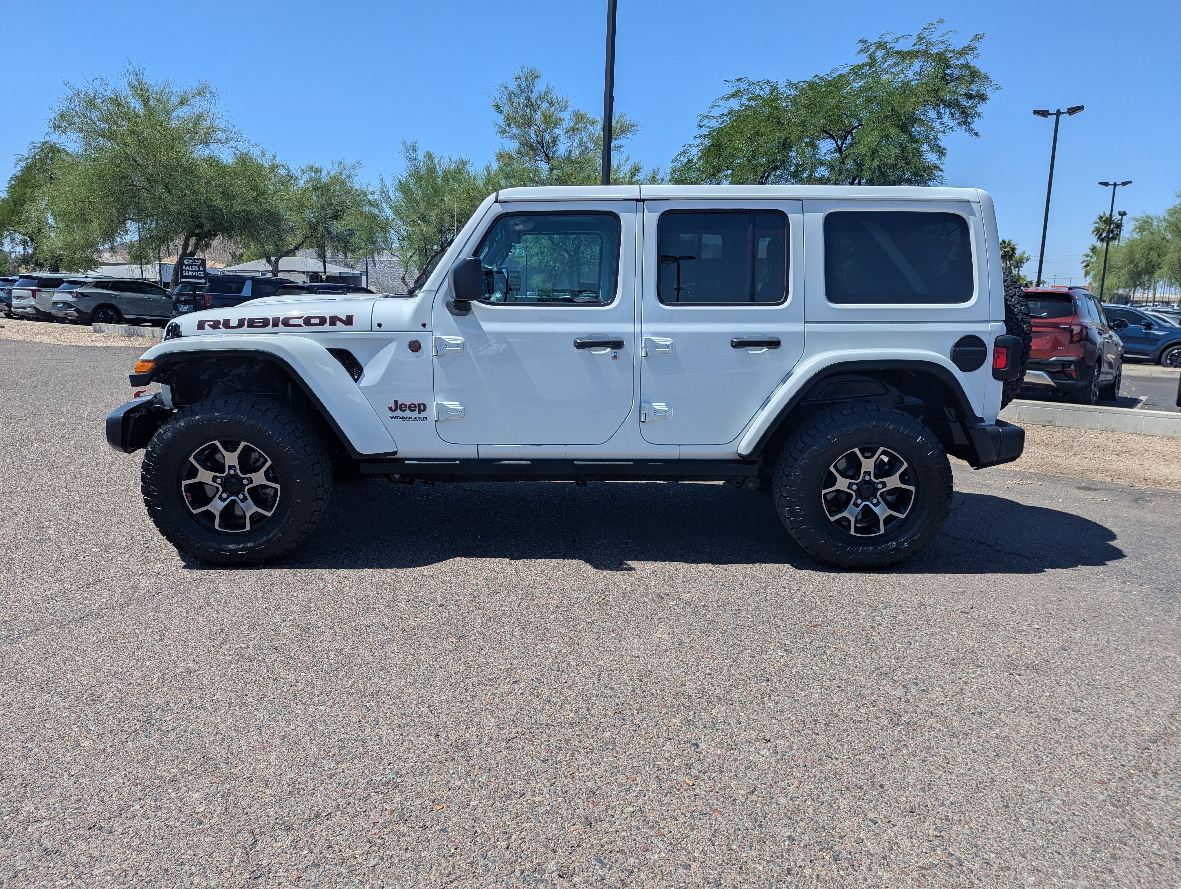 Used 2018 Jeep Wrangler Unlimited Rubicon AWD/4WD image 5