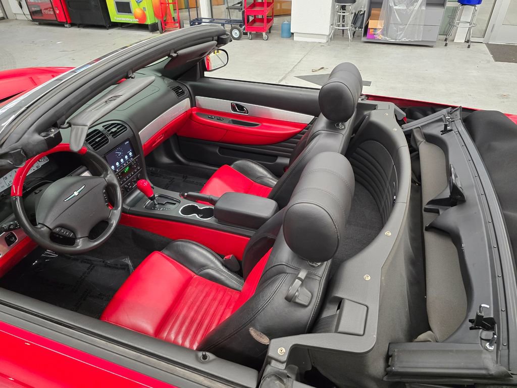 Used 2002 Ford Thunderbird image 13