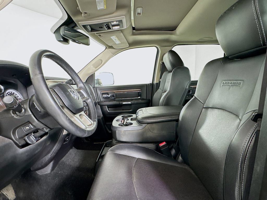 Used 2014 RAM 2500 Laramie w/ Convenience Group AWD/4WD image 8