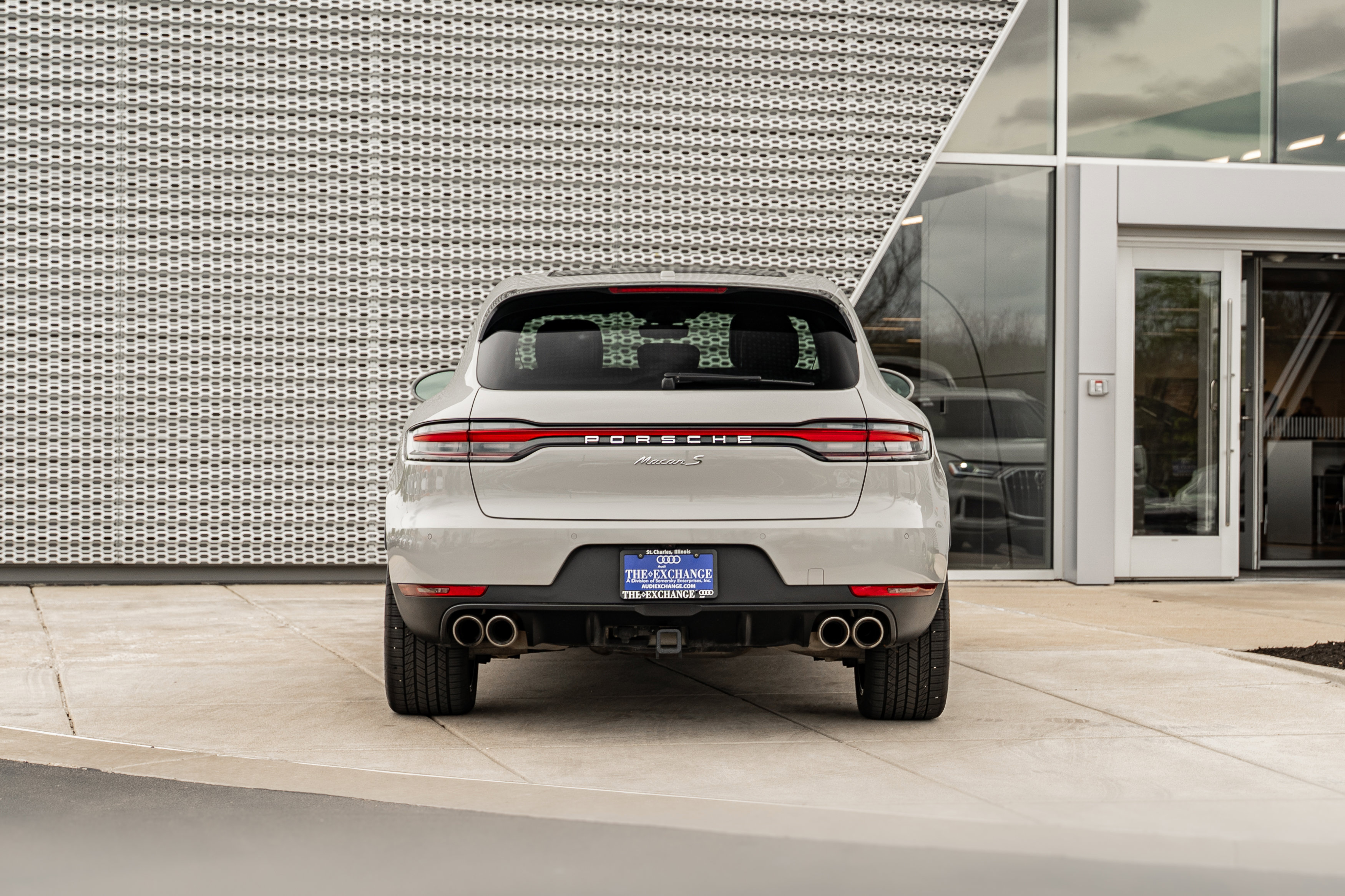 Used 2021 Porsche Macan S AWD/4WD image 30