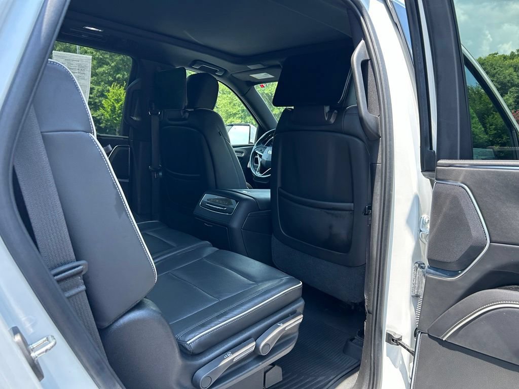 Used 2021 Cadillac Escalade Premium Luxury AWD/4WD image 53