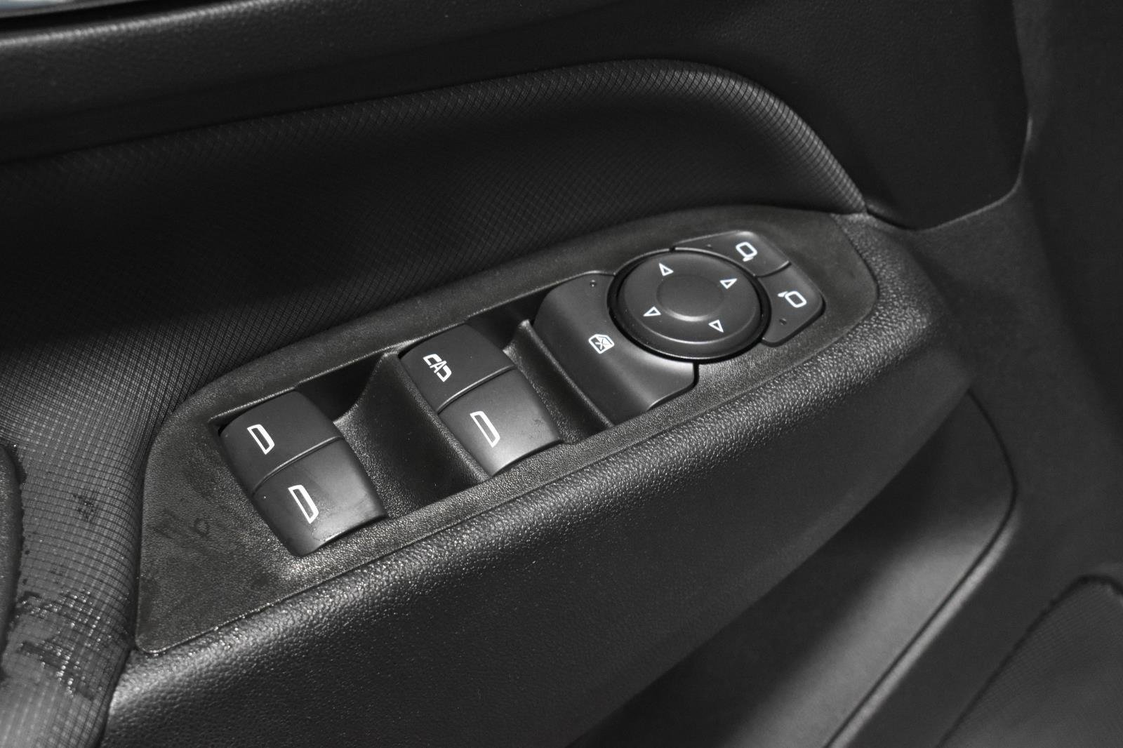 Used 2022 Chevrolet Equinox RS w/ RS Leather Package image 10