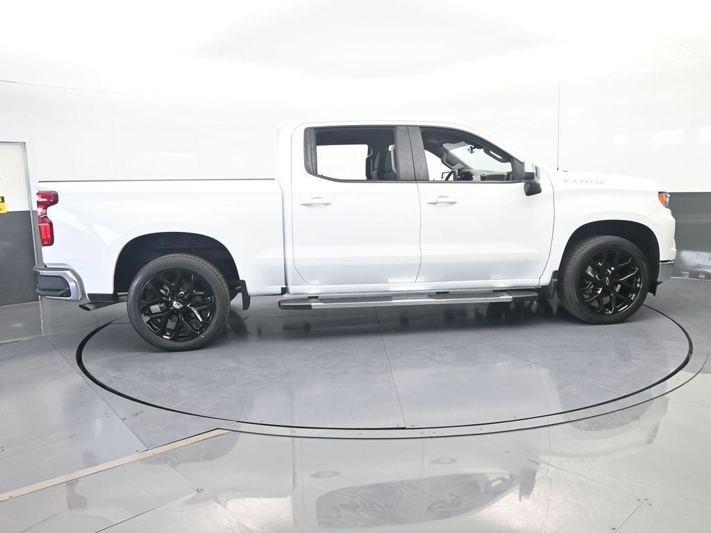 Used 2023 Chevrolet Silverado 1500 LT RWD image 7