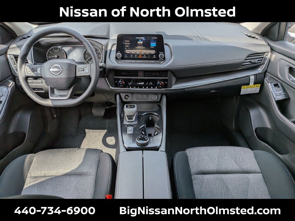 New 2026 Nissan Rogue SV w/ Cold Weather Package AWD/4WD image 17