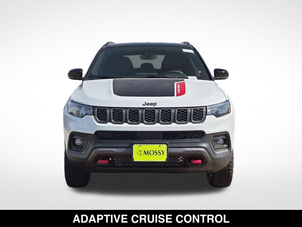 New 2026 Jeep Compass Trailhawk w/ Trailer Tow Group AWD/4WD image 4