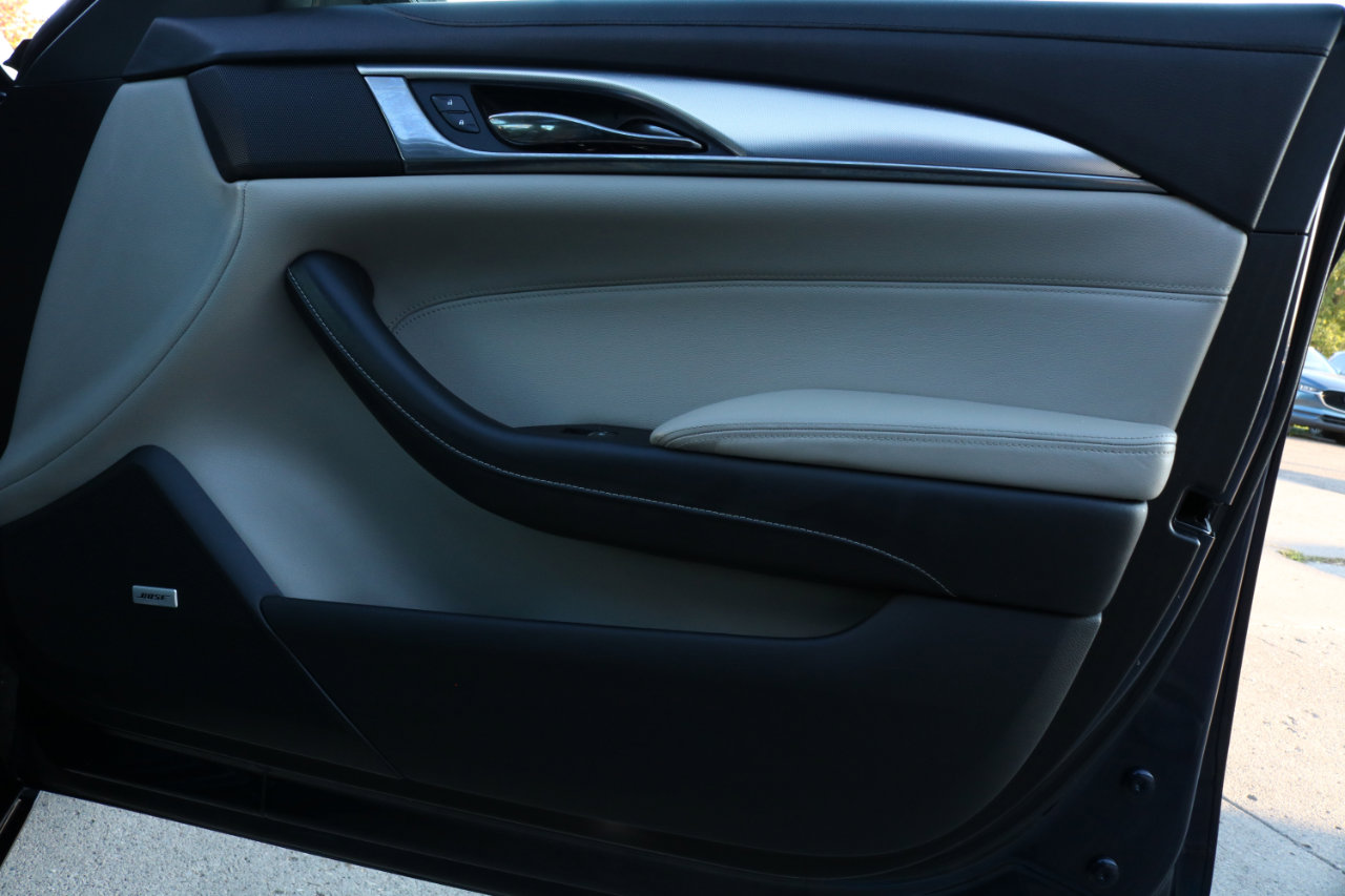 Used 2019 Cadillac CTS Luxury image 44