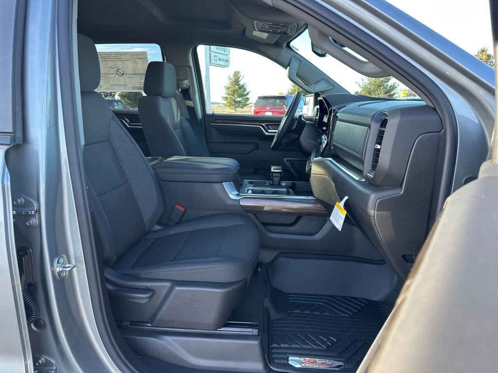 New 2026 Chevrolet Silverado 1500 LT w/ Z71 Off-Road Package image 26