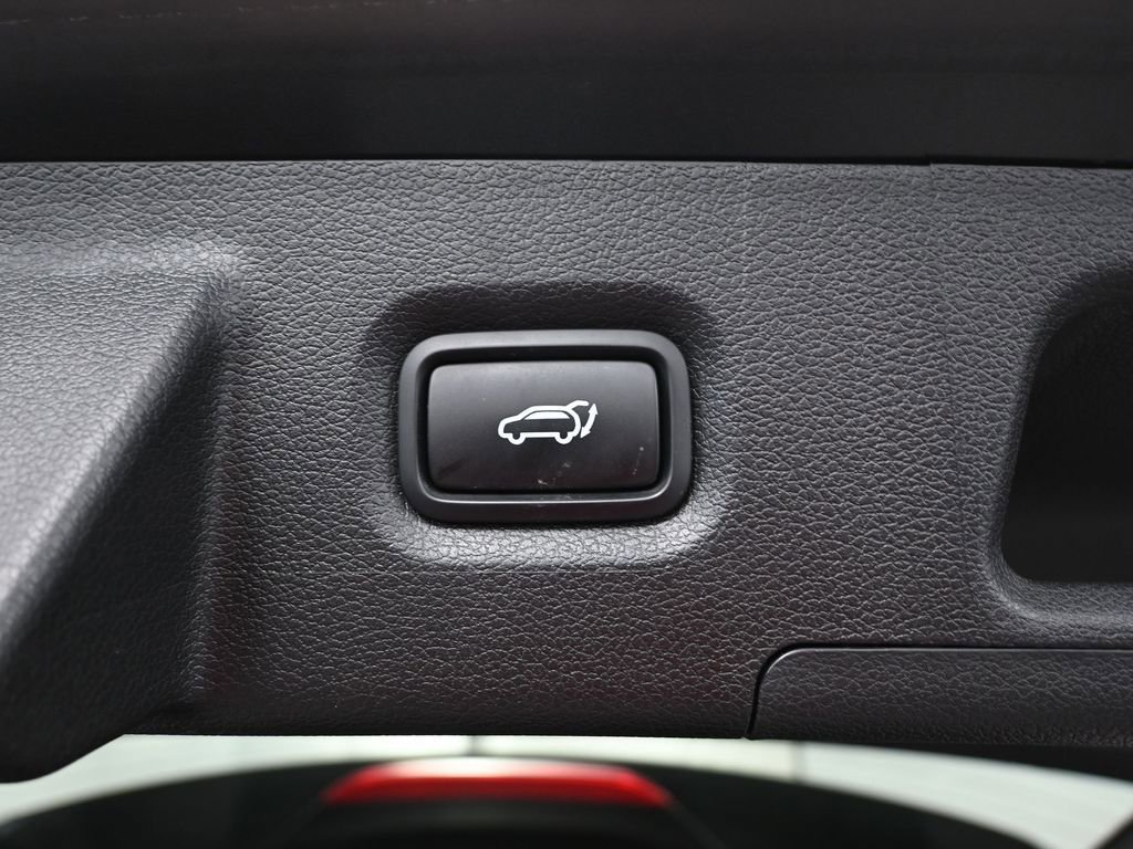 Used 2020 Hyundai Santa Fe Limited image 45