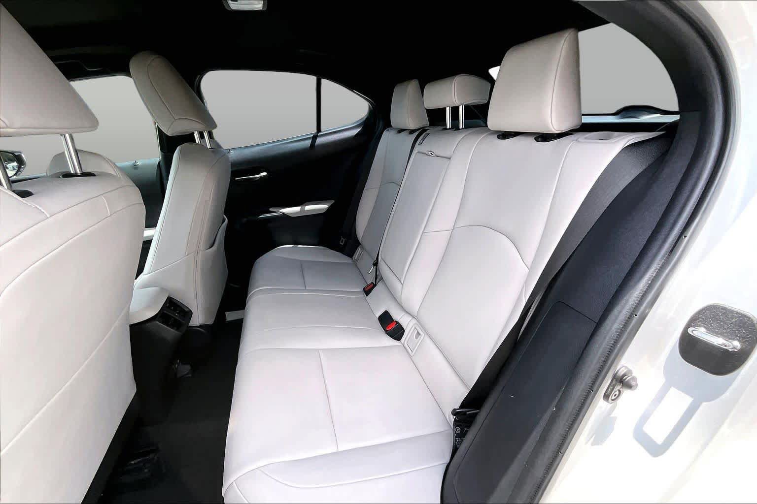 Used 2021 Lexus UX 250h w/ Premium Package AWD/4WD image 20