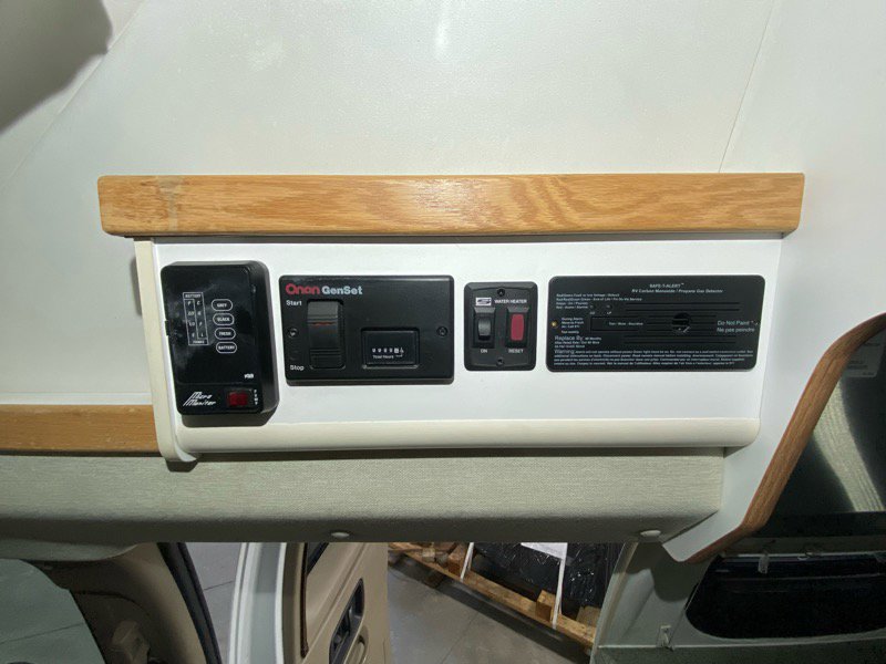 Used 2003 Chevrolet Express 3500 Extended image 28