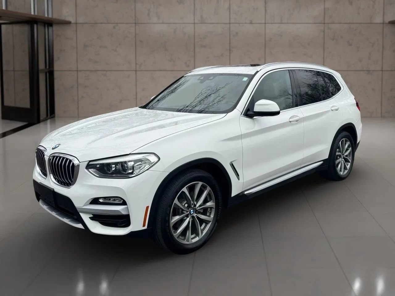 Used 2019 BMW X3 sDrive30i RWD image 3