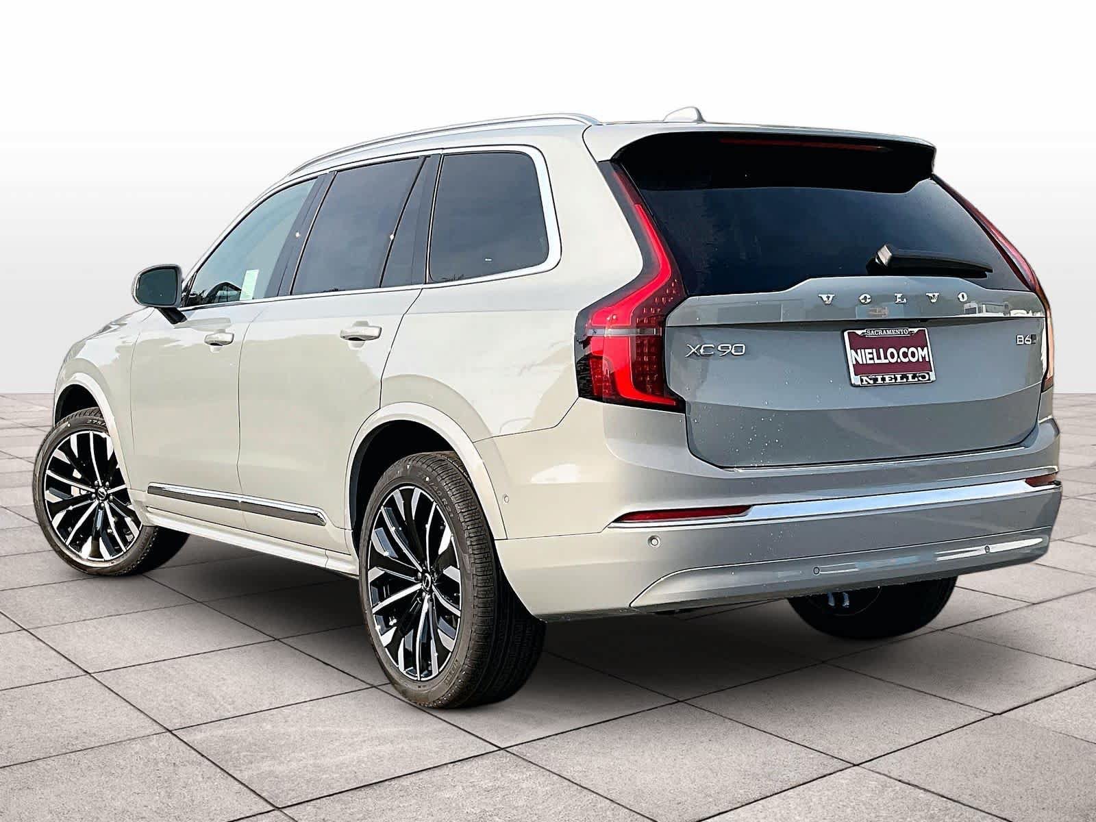 New 2027 Volvo XC90 B6 Plus AWD/4WD image 3