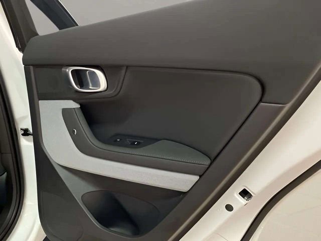 Used 2023 Polestar Polestar 2 w/ Pilot Pack AWD/4WD image 75