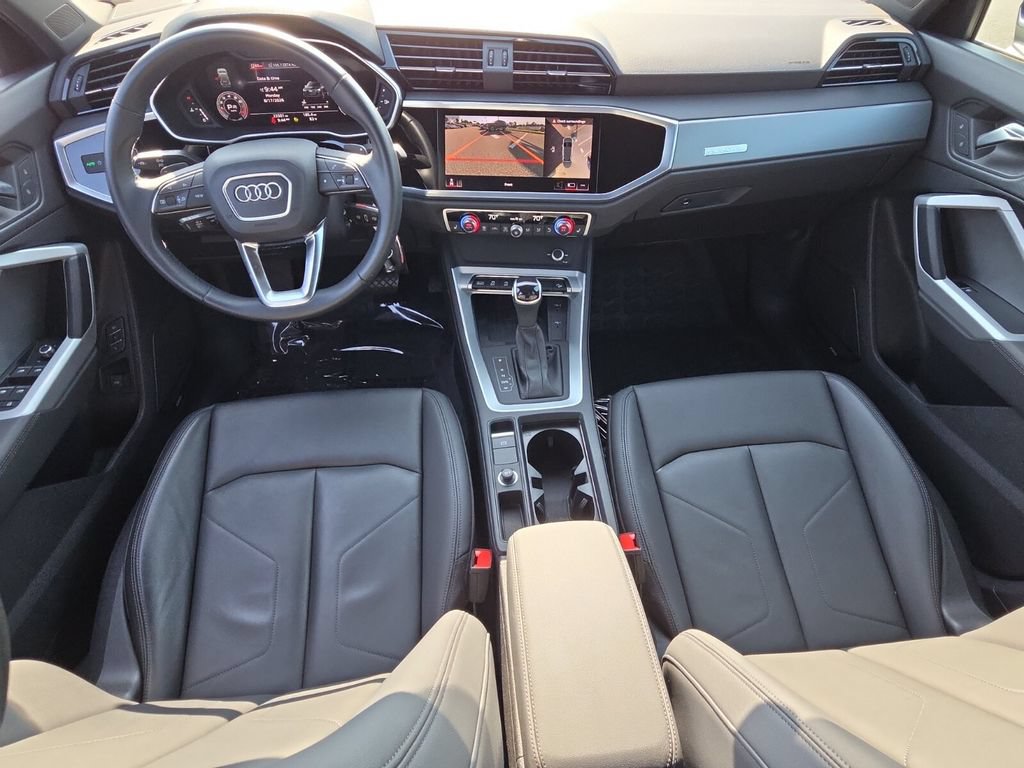 Used 2023 Audi Q3 2.0T Premium Plus w/ Premium Plus Package AWD/4WD image 13