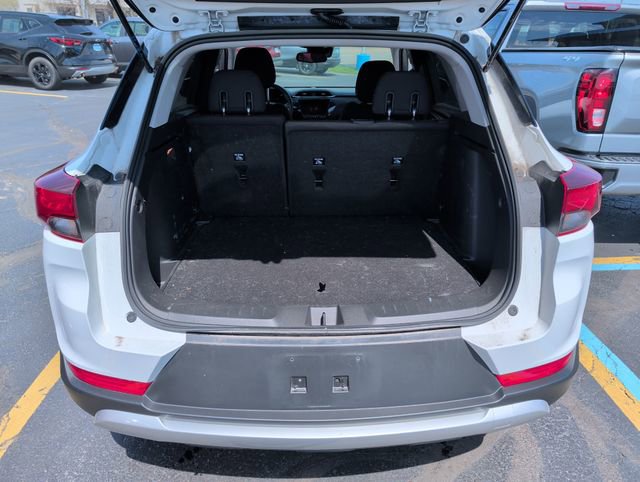 Certified 2023 Chevrolet TrailBlazer LT w/ Convenience Package AWD/4WD image 15