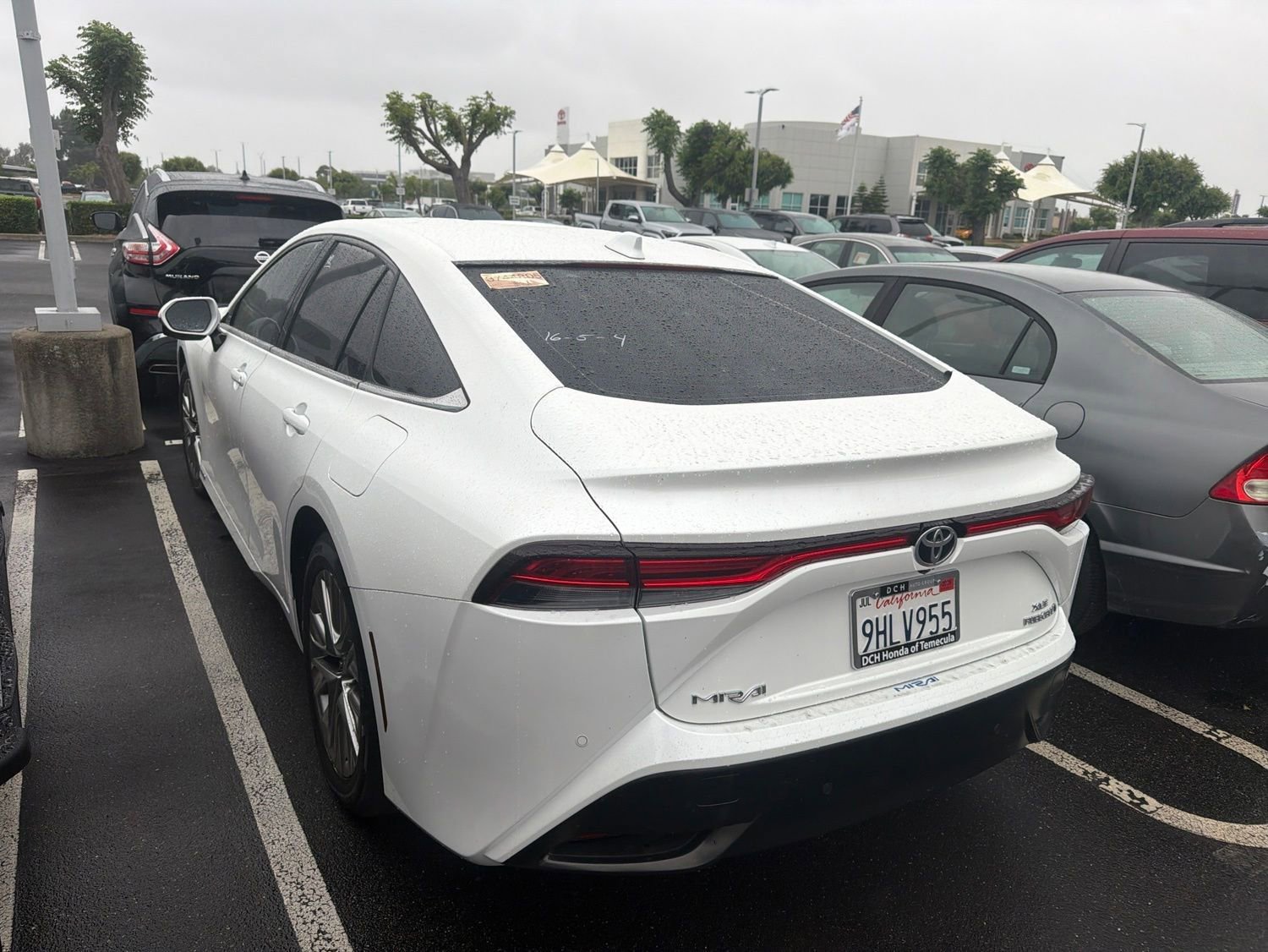 Used 2023 Toyota Mirai w/ Advanced Technology Package RWD image 4