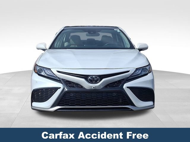 Used 2024 Toyota Camry XSE w/ Navigation Package image 3