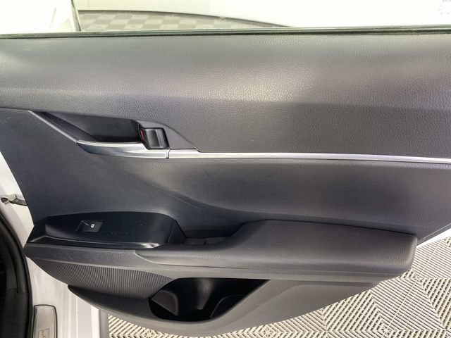 Used 2019 Toyota Camry SE FWD image 24