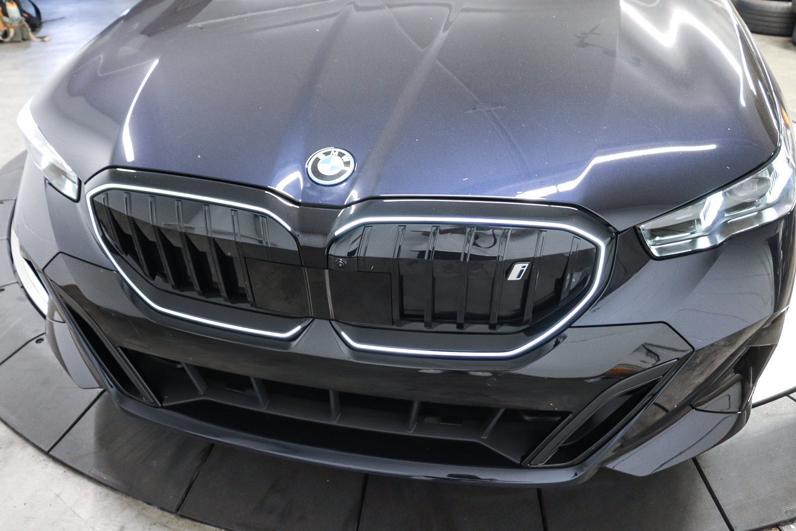 New 2027 BMW i5 eDrive40 w/ M Sport Package RWD image 10