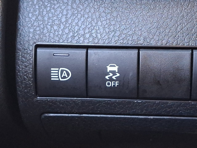 Used 2023 Toyota Camry SE FWD image 23