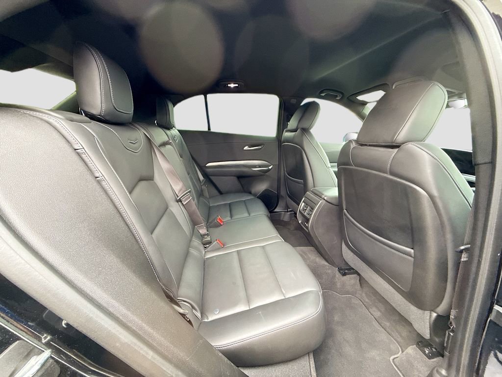Used 2024 Cadillac XT4 Premium Luxury AWD/4WD image 25