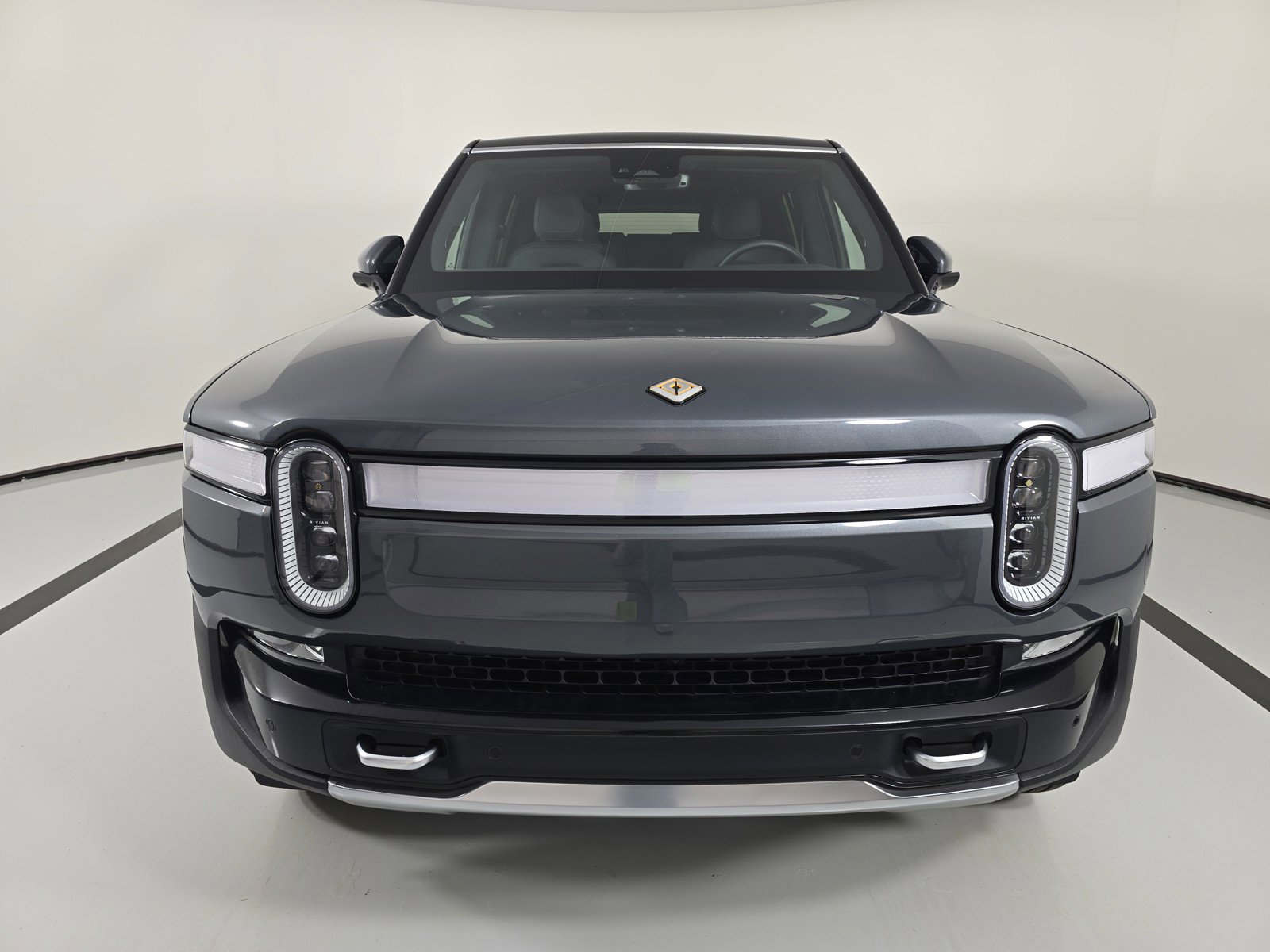 Used 2023 Rivian R1S Adventure image 8