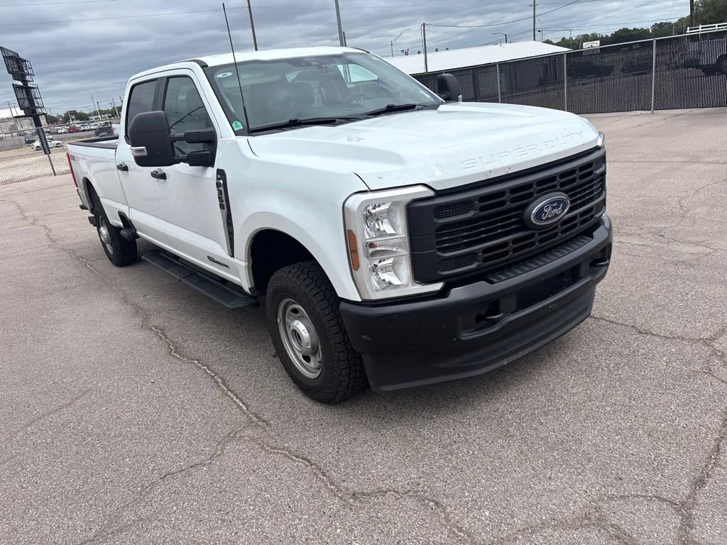 Used 2025 Ford F350 XL AWD/4WD image 2