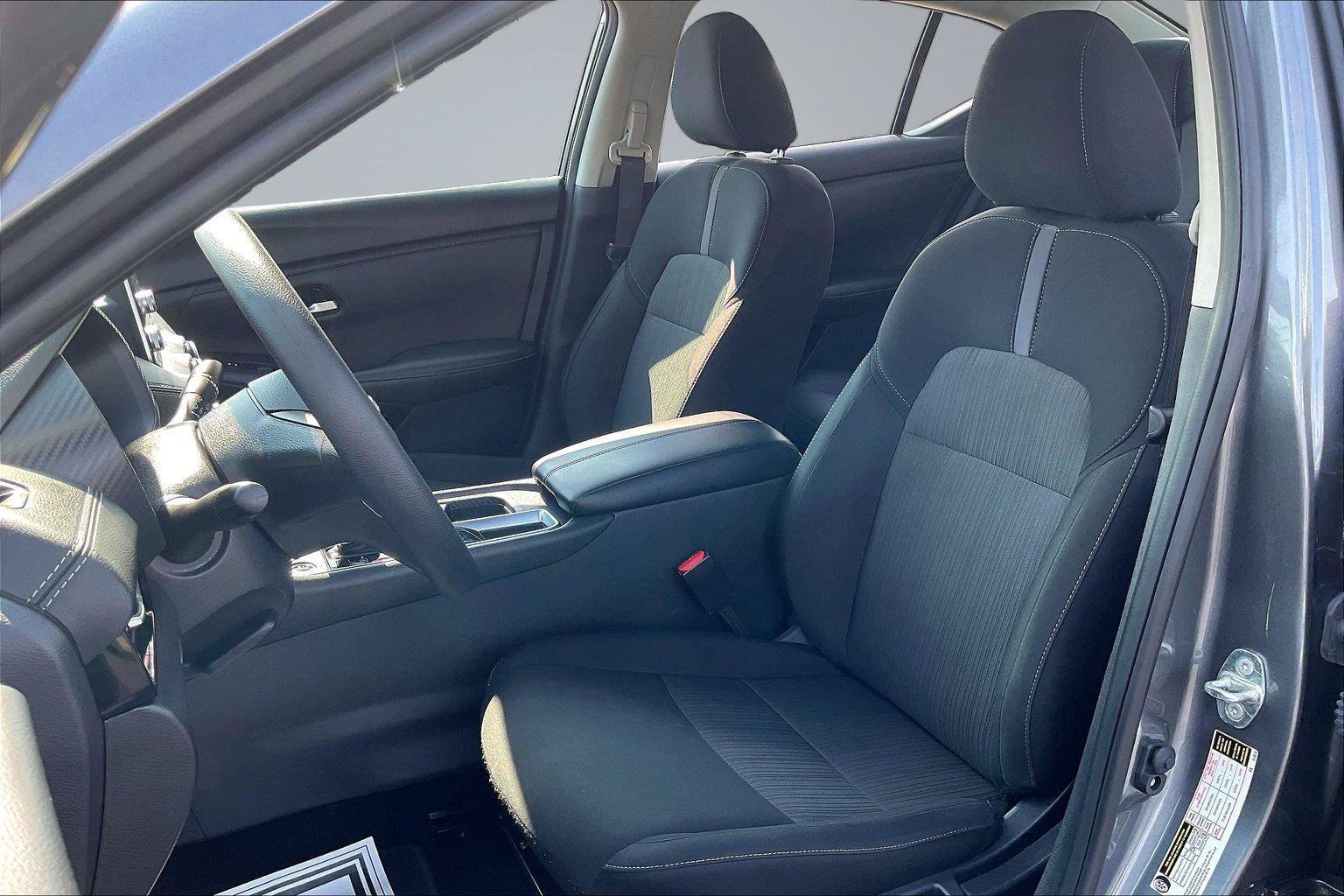 Certified 2025 Nissan Sentra SV FWD image 25